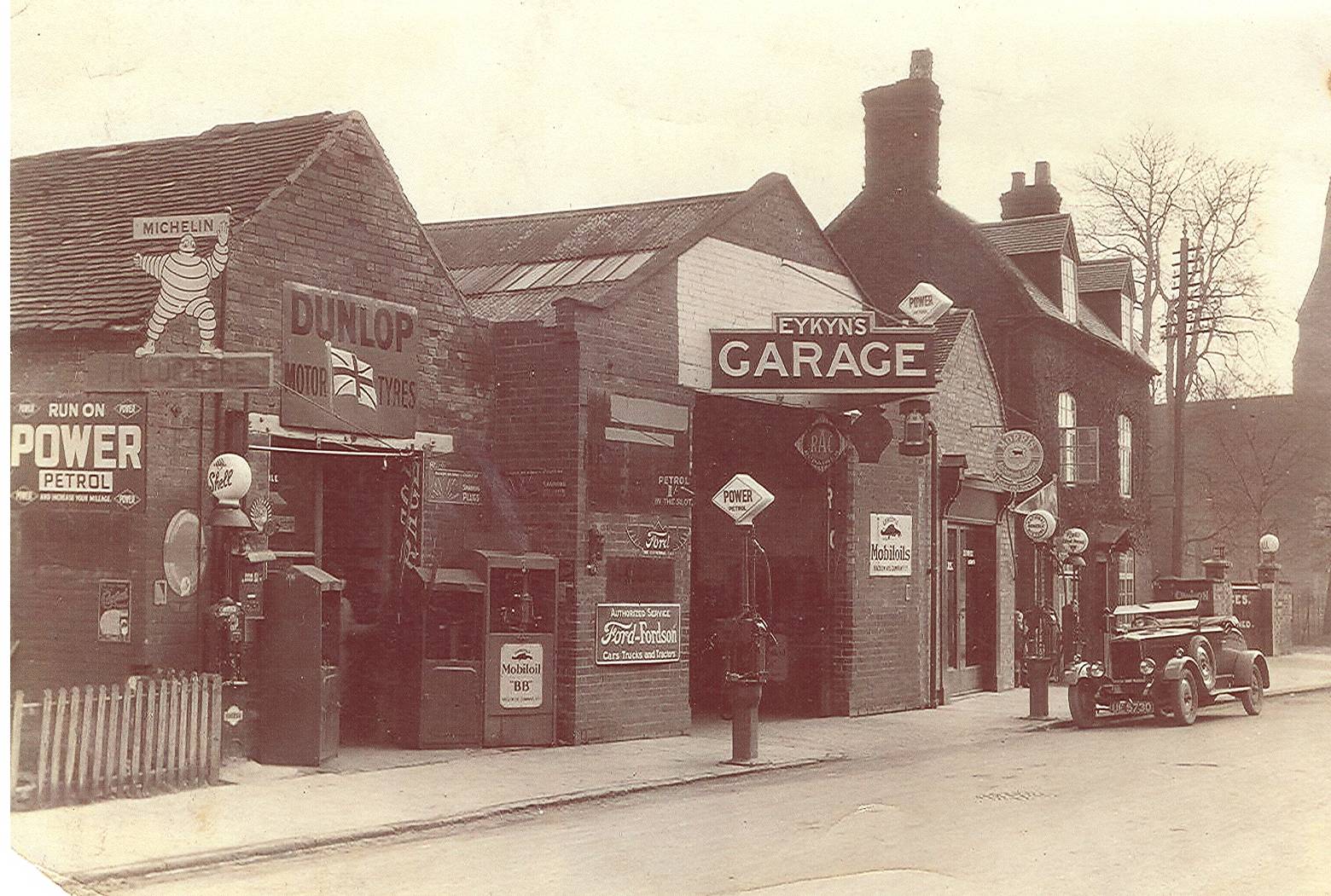 Eykyn's Garage c1930 Warwick Road, Kenilworth