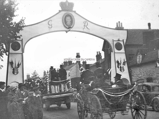 Coronation Arch, Warwick Road, 1937